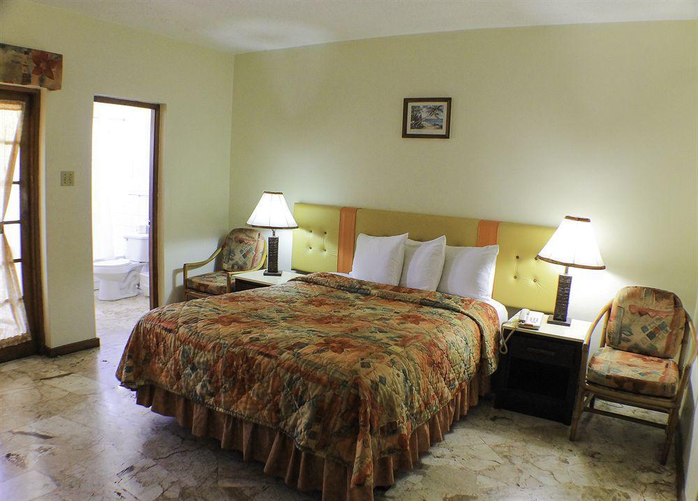 Toby'S Resort Montego Bay Exterior foto