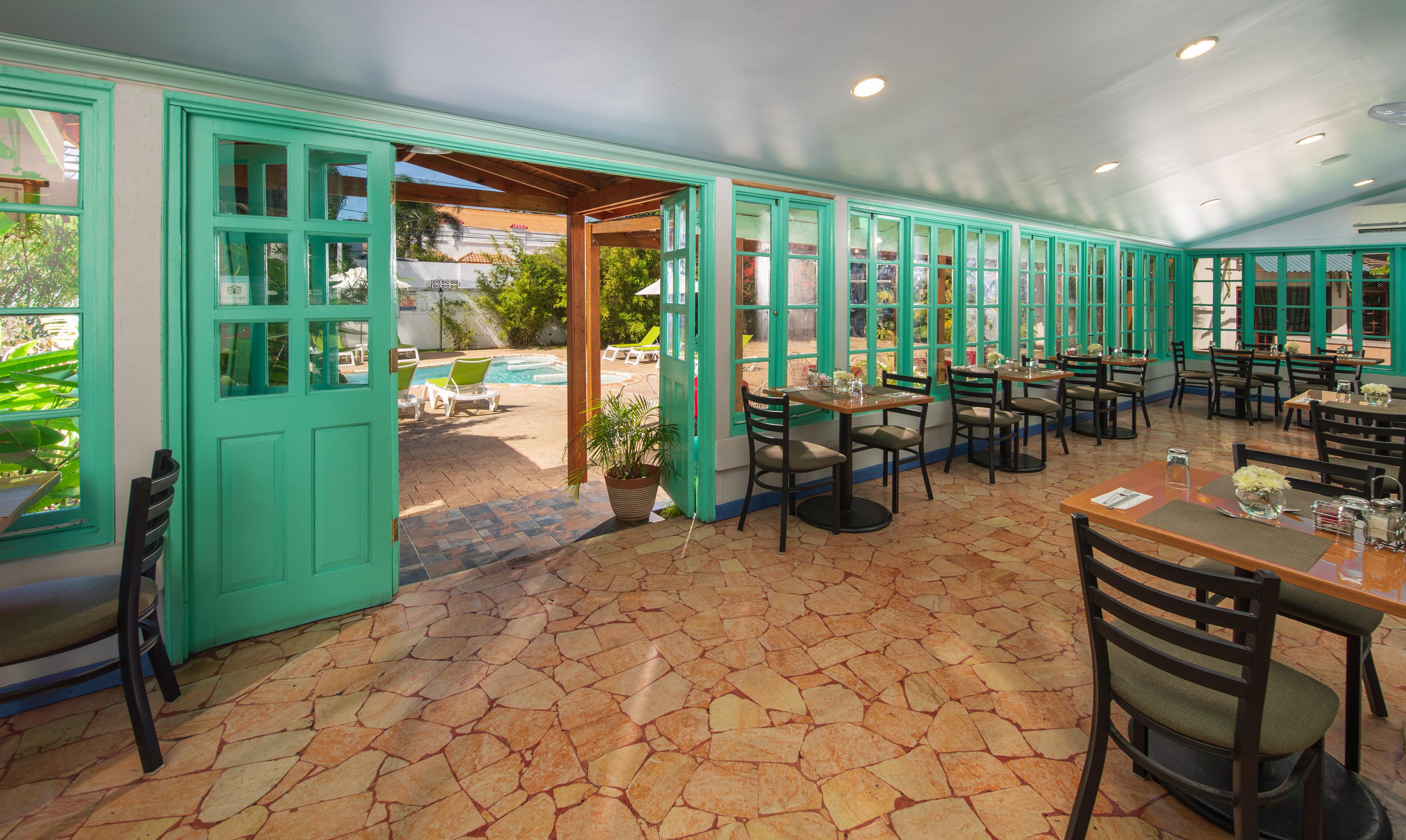 Toby'S Resort Montego Bay Exterior foto