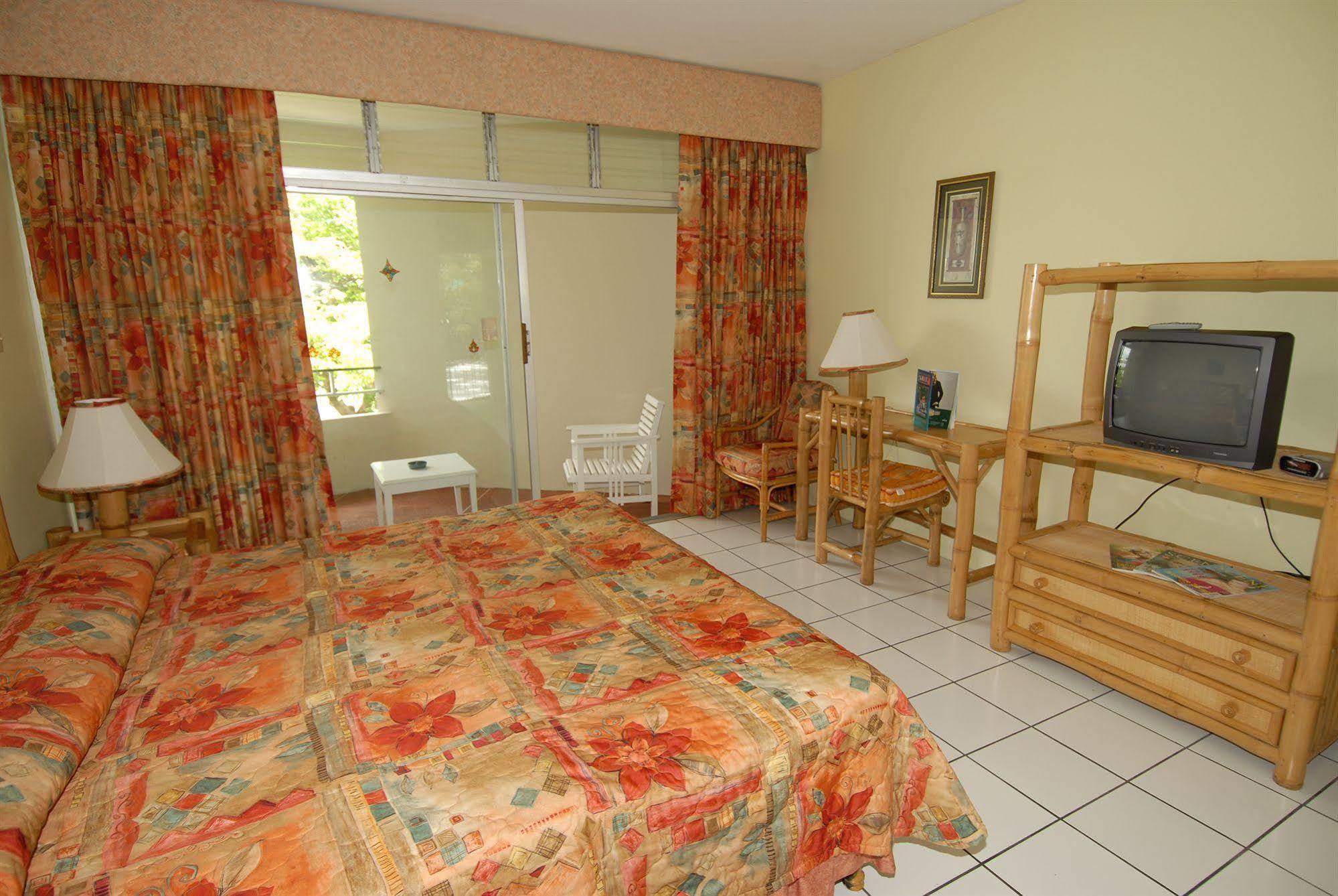 Toby'S Resort Montego Bay Exterior foto