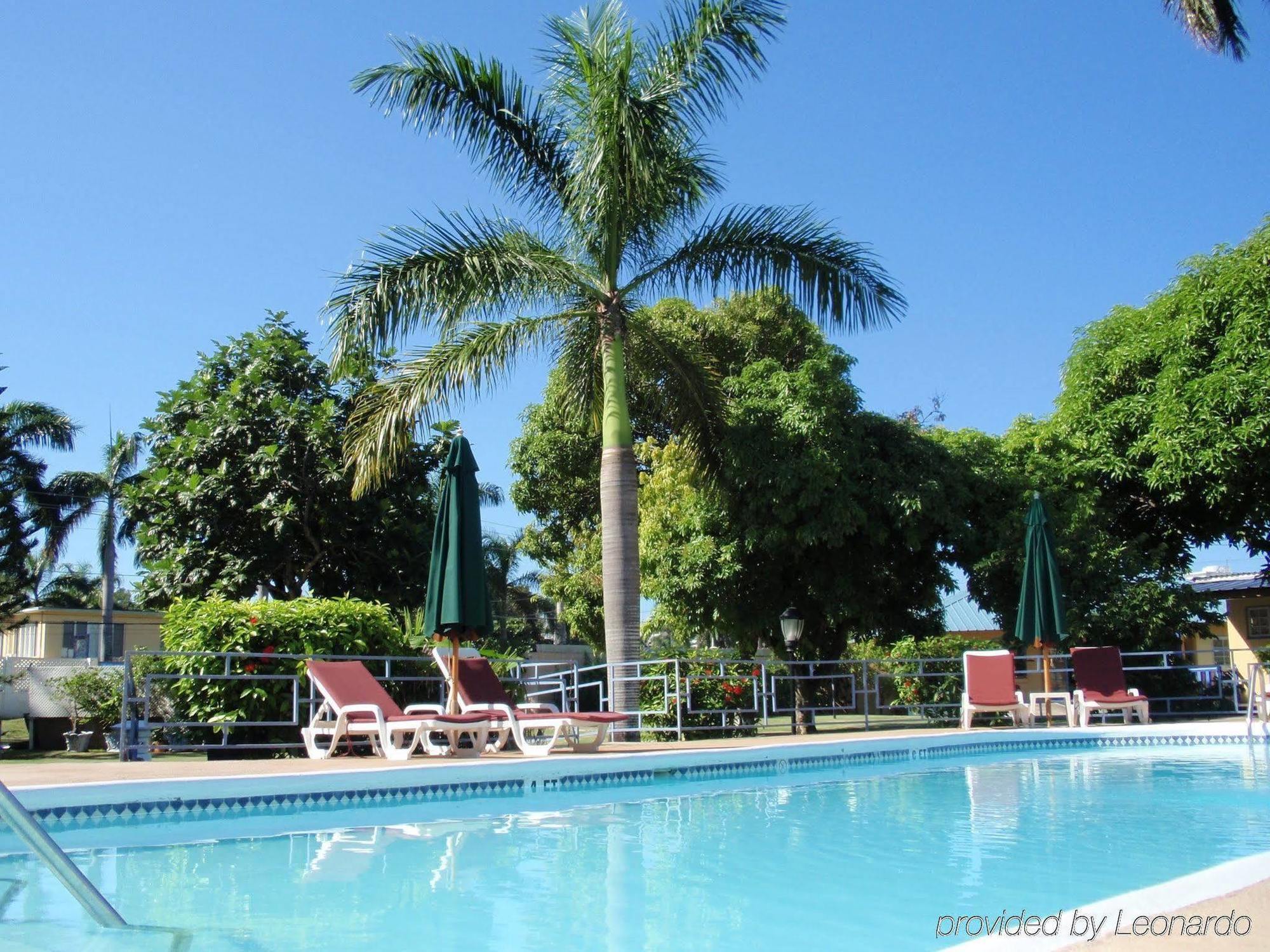Toby'S Resort Montego Bay Exterior foto